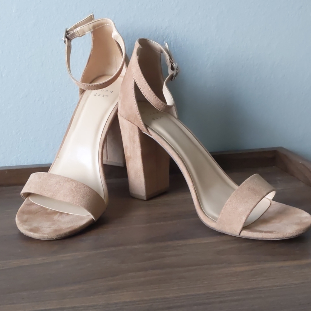 Suede nude chunky strappy heel